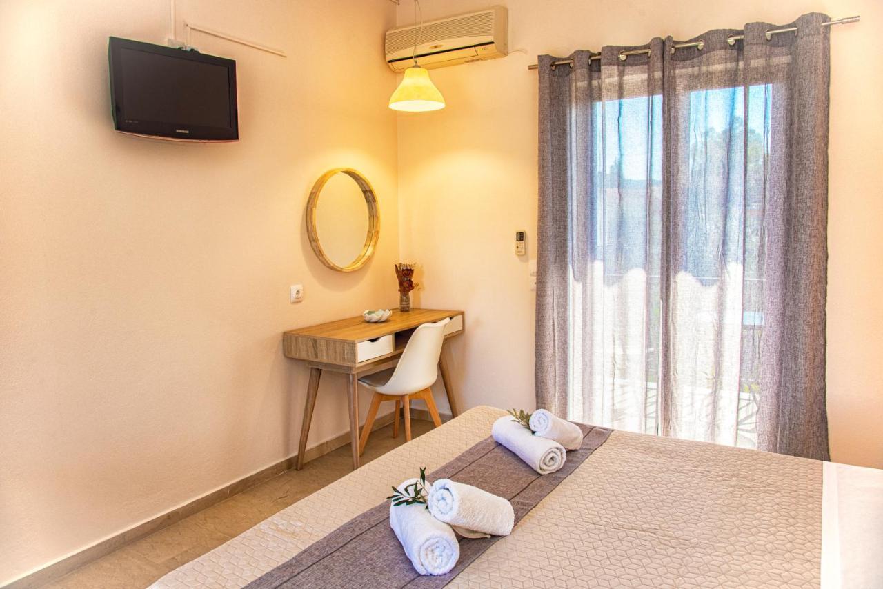 Costas Apartments 梅松吉 外观 照片