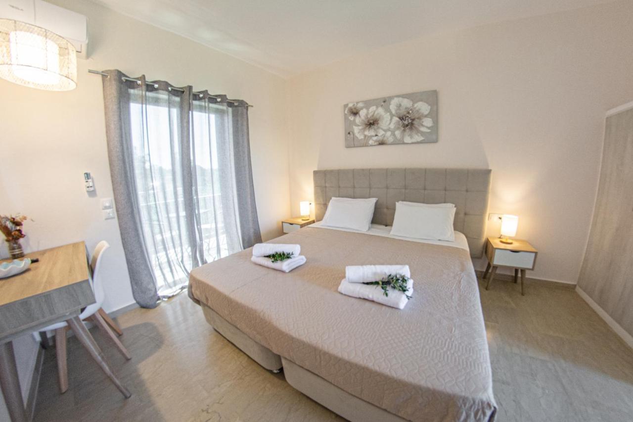Costas Apartments 梅松吉 外观 照片
