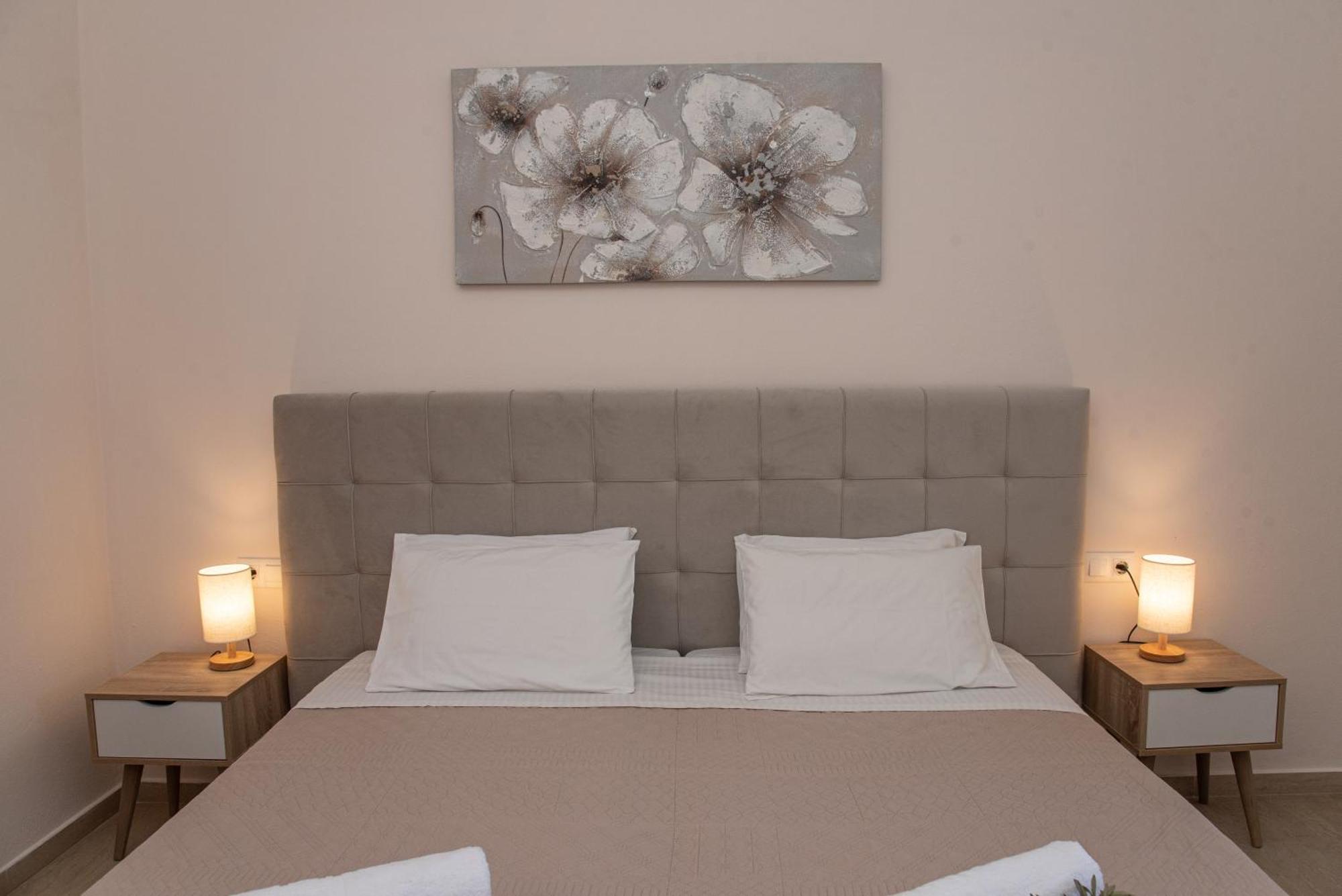 Costas Apartments 梅松吉 客房 照片