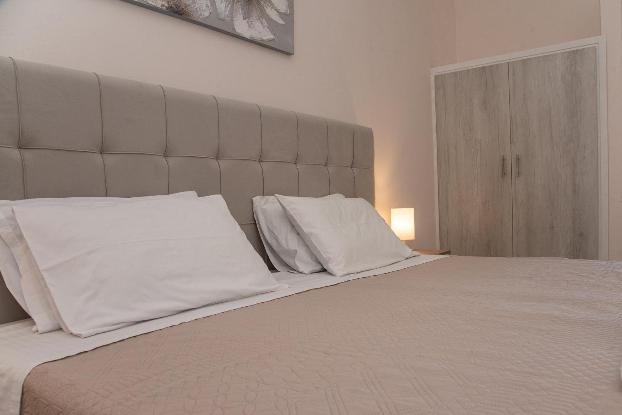 Costas Apartments 梅松吉 客房 照片